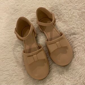 Mary Jane Ballet Flats w/ Bow and hook-and-loop strap closure. No brand.